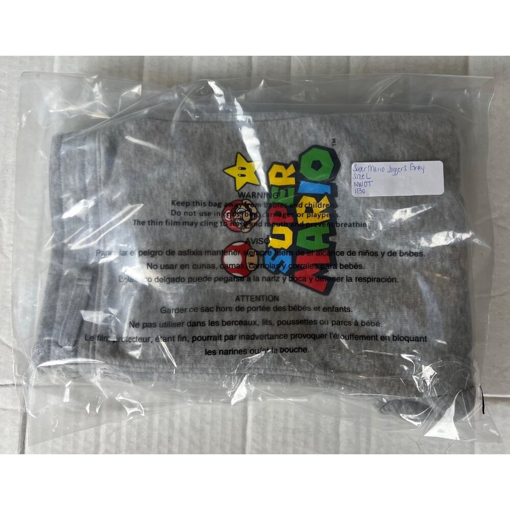 Super Mario Joggers - Picture 10 of 10